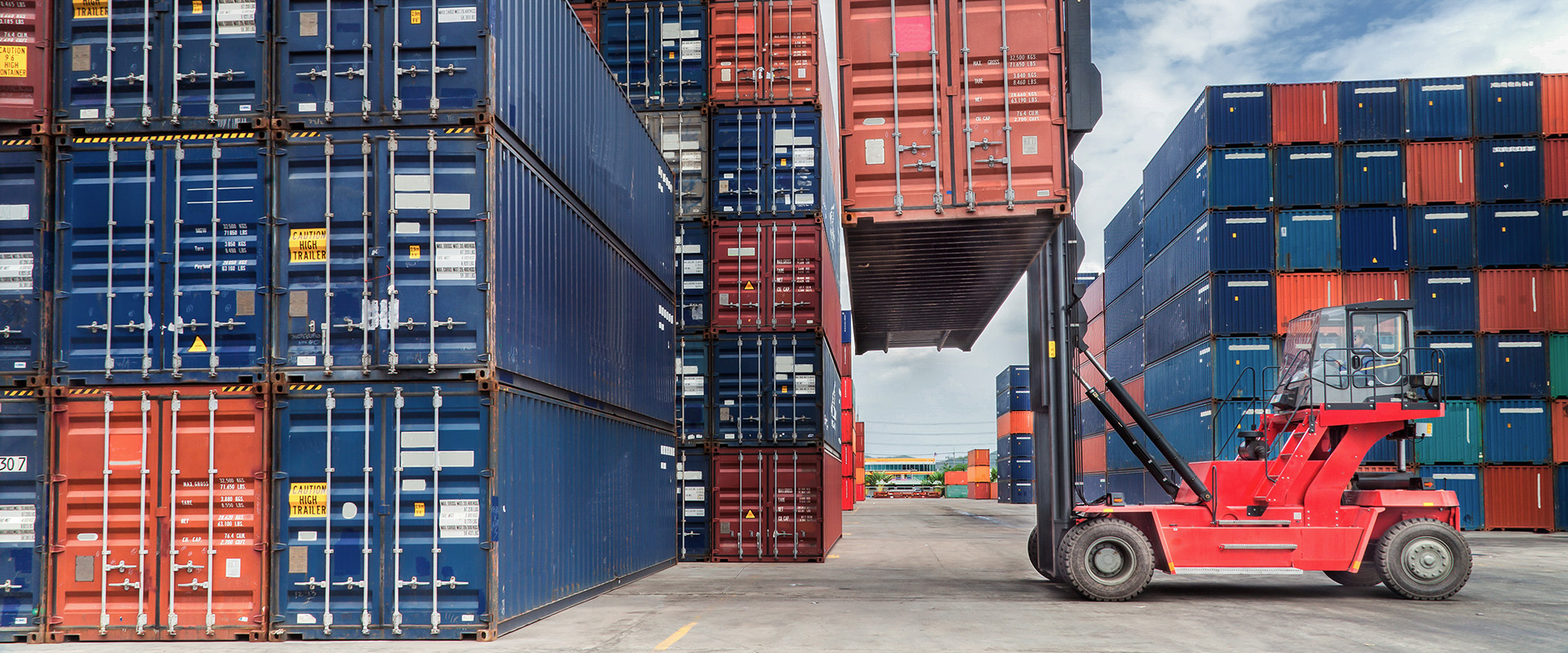 Container Trading and Leasing